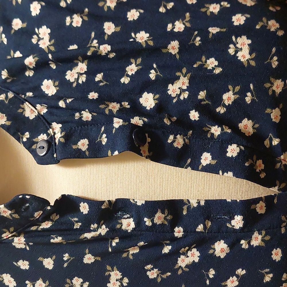 Max Studio Navy Floral Long Sleeve Dress - Picture 2 of 4